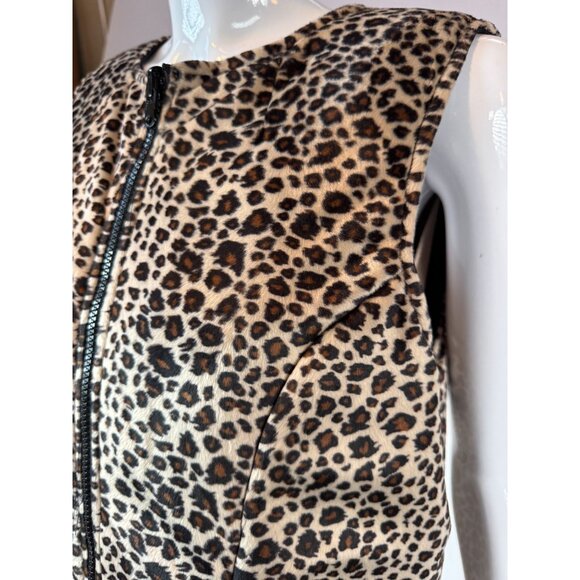 Leopard Print Polyester Reversible Vest With Front Zipper By I.N. Studio M - Picture 7 of 16